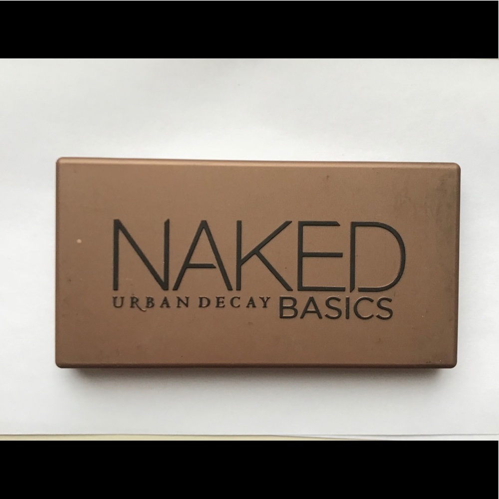 Naked Basics 1 eyeshadow palette.